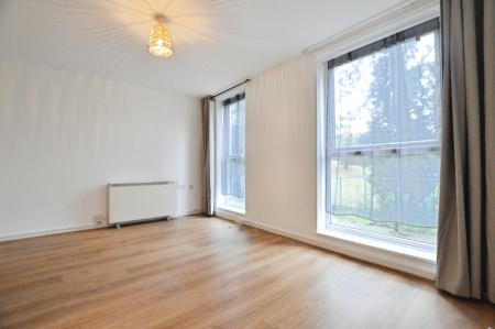 2 bedroom Flat to let in Bohemia, Hemel Hempstead, HP2