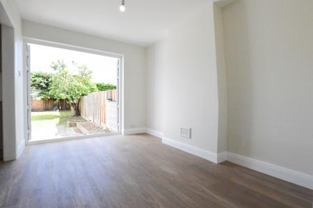 3 bedroom Detached house to let in Watford Road, St Albans, AL2