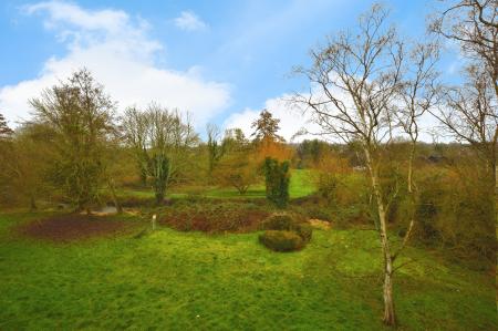 2 bedroom Flat to let in Riverside Road, St Albans, AL1