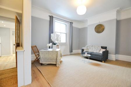 1 bedroom Flat to let in Alma Road, St Albans, AL1