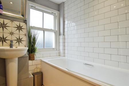 1 bedroom Flat to let in Alma Road, St Albans, AL1