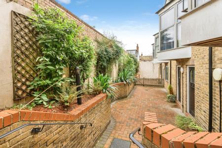 Lattimore Road, St Albans, AL1