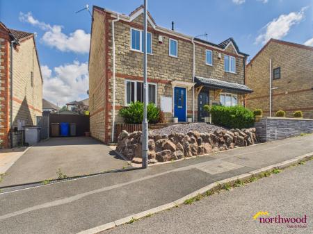 3 bedroom Semi-detached house for sale in Beech Tree Grove, Heron Cross, Stoke-on-Trent, ST4