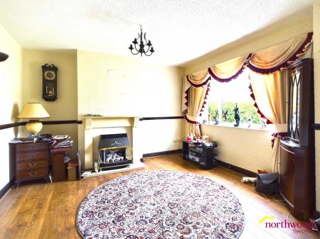 3 bedroom Semi-detached house for sale in Cauldon Avenue, Bradwell, Newcastle-under-Lyme, ST5