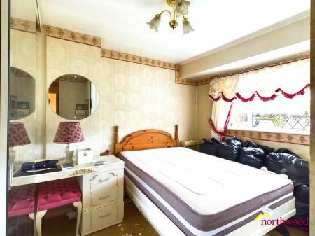 3 bedroom Semi-detached house for sale in Cauldon Avenue, Bradwell, Newcastle-under-Lyme, ST5