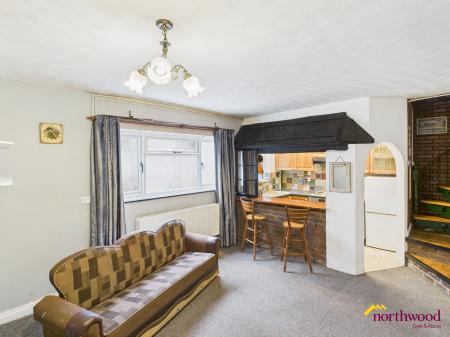 1 bedroom Flat for sale in Chetwynd St, Wolstanton, Newcastle-under-Lyme, ST5