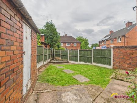 3 bedroom Semi-detached house for sale in Chilworth Grove, Blurton, Stoke-on-Trent, ST3