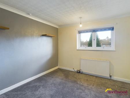 3 bedroom Semi-detached house for sale in Chilworth Grove, Blurton, Stoke-on-Trent, ST3