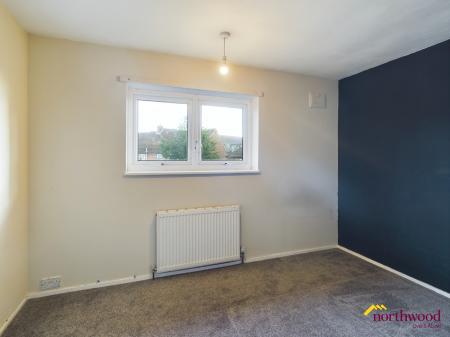 3 bedroom Semi-detached house for sale in Chilworth Grove, Blurton, Stoke-on-Trent, ST3