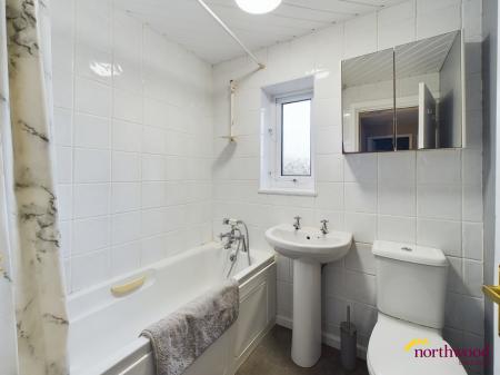 3 bedroom Semi-detached house for sale in Chilworth Grove, Blurton, Stoke-on-Trent, ST3