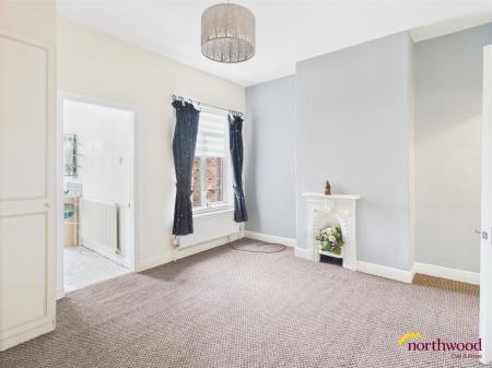2 bedroom Terraced House for sale in Coronation Road, Newcastle-under-Lyme, ST5