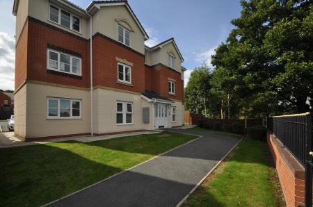 1 bedroom Flat for sale in Emerald Way, Baddeley Green, Stoke-on-Trent, ST6
