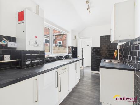 2 bedroom Terraced House for sale in Goldenhill Road, Longton, Stoke-on-Trent, ST4