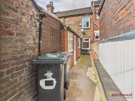 2 bedroom Terraced House for sale in Goldenhill Road, Longton, Stoke-on-Trent, ST4