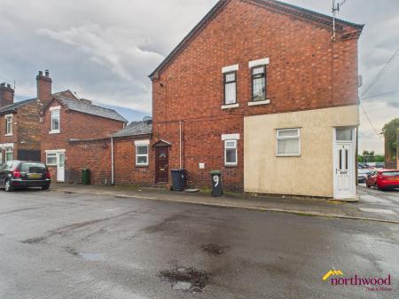 1 bedroom Terraced House for sale in Goldenhill Road, Fenton, Stoke-on-Trent, ST4