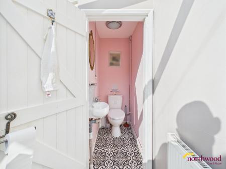 4 bedroom Town house for sale in High Street, Stoke-on-Trent, ST5