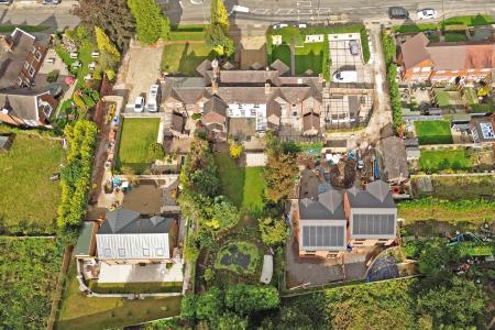 4 bedroom Town house for sale in High Street, Stoke-on-Trent, ST5