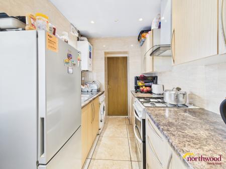 2 bedroom Terraced House for sale in Jervis Street, Hanley, ST1