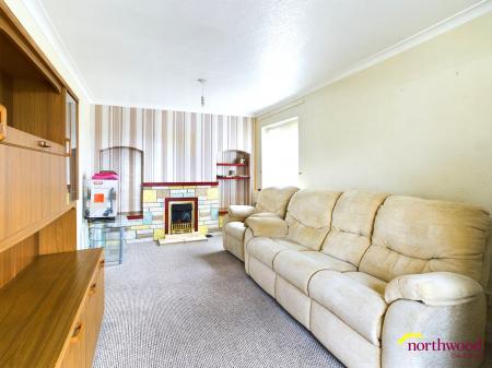3 bedroom Town house for sale in Seabridge Lane, Clayton, Newcastle-under-Lyme, ST5