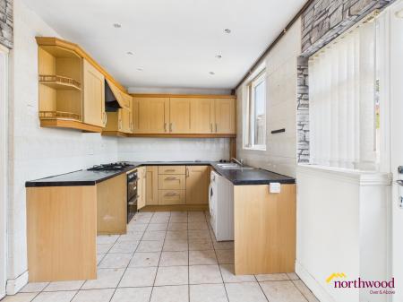 2 bedroom Semi-detached house for sale in Woodville Road, Stoke-on-Trent, ST3