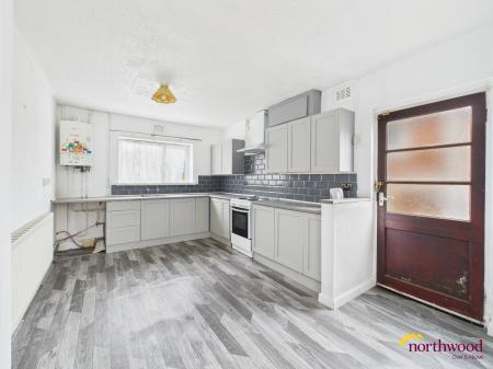 2 bedroom Semi-detached house to let in Wellfield Road, Bentilee, Stoke-on-Trent, ST2