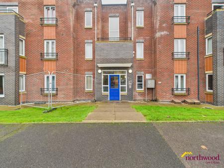 2 bedroom Flat to let in Scholars Court,, Stoke-on-Trent, ST4