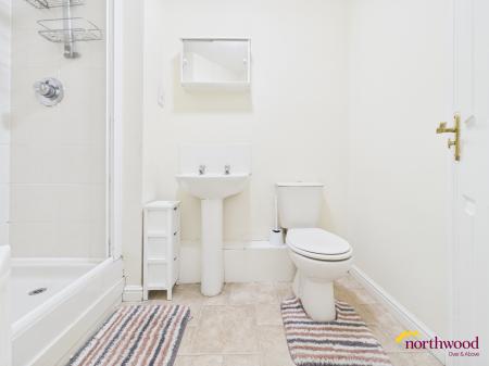 2 bedroom Flat to let in Scholars Court,, Stoke-on-Trent, ST4