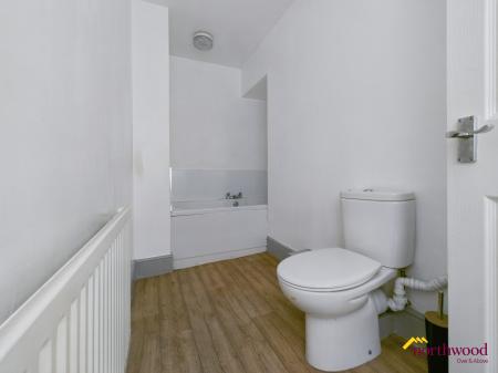 3 bedroom End of terrace house to let in Florence Street, Newcastle-under-Lyme, ST5