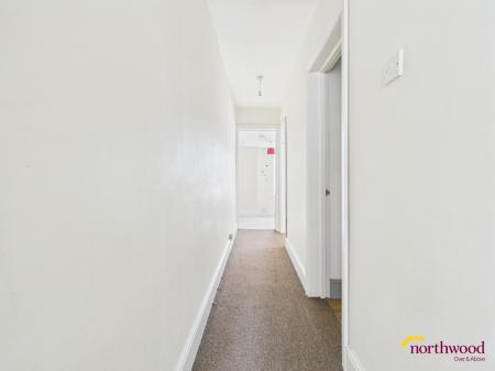 3 bedroom End of terrace house to let in Florence Street, Newcastle-under-Lyme, ST5