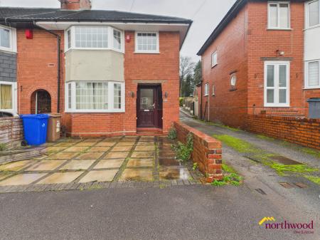 3 bedroom Semi-detached house for sale in Ashland, Stoke-on-Trent, ST4