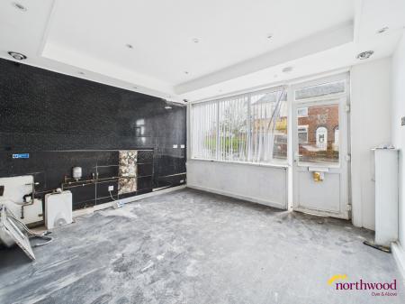 2 bedroom Semi-detached house for sale in Meir Road, Meir, Stoke-on-Trent, ST3