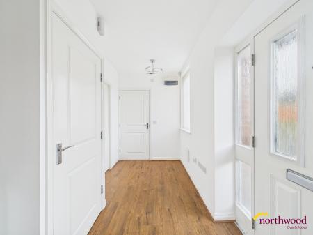 3 bedroom Semi-detached house to let in Sutton Avenue, Heritage Park, Newcastle-under-Lyme, ST5