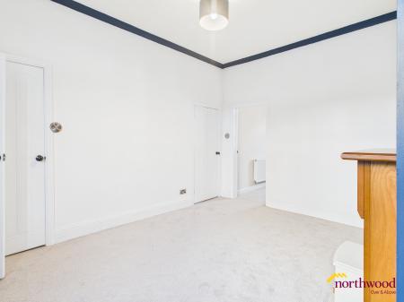 4 bedroom End of terrace house for sale in Oriel Street, Stoke-on-Trent, ST4