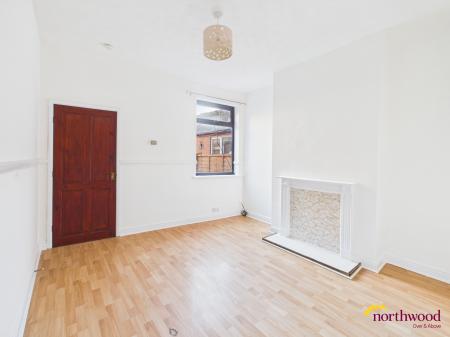 2 bedroom Terraced House to let in Packett Street, Longton, ST4