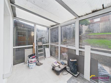 3 bedroom Semi-detached house to let in Pinfold Avenue, Norton, Stoke-on-Trent, ST6