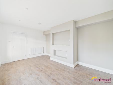 3 bedroom Semi-detached house to let in Pinfold Avenue, Norton, Stoke-on-Trent, ST6