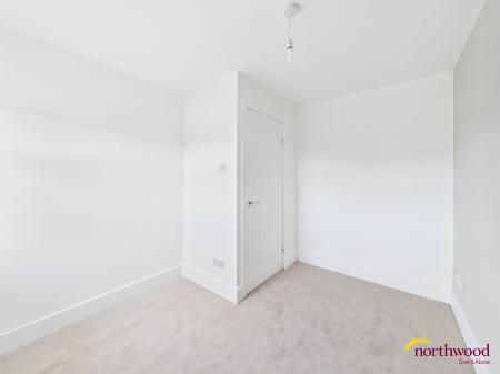 3 bedroom Semi-detached house to let in Pinfold Avenue, Norton, Stoke-on-Trent, ST6