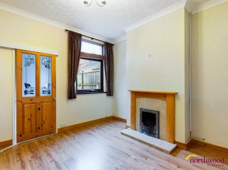 2 bedroom Terraced House to let in Rose Street, Northwood, Stoke-on-Trent, ST1
