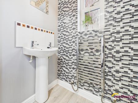 3 bedroom Semi-detached house to let in Ovaldene Way,, Trentham, Stoke-on-Trent, ST4