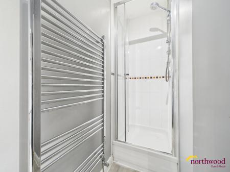 3 bedroom Semi-detached house to let in Ovaldene Way,, Trentham, Stoke-on-Trent, ST4