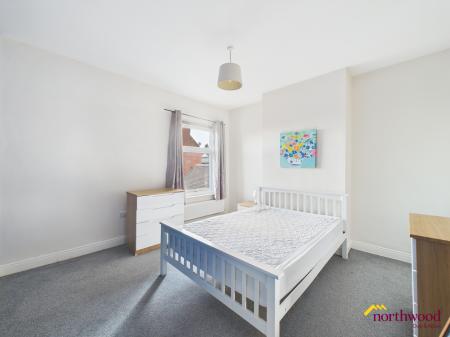 2 bedroom Terraced House to let in Honeywall, Penkhull, ST4