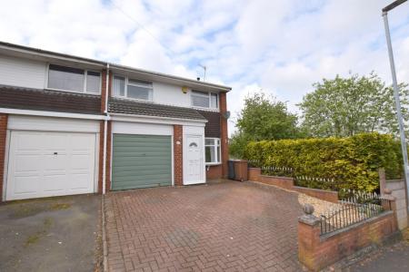 Ullswater Avenue, Burslem, ST6