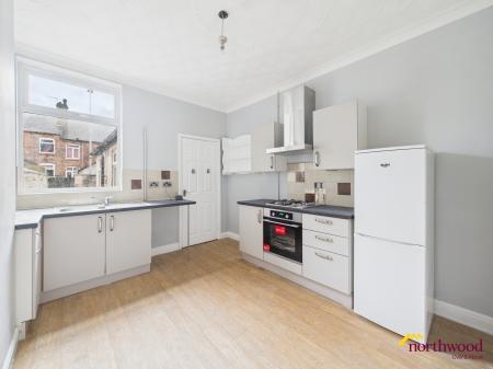 2 bedroom Terraced House to let in Maud Street, Fenton, ST4