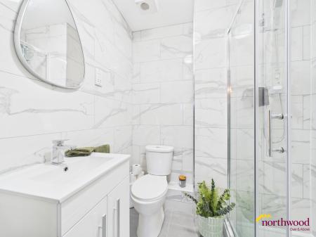 2 bedroom Flat to let in Chasewater Drive, Norton Heights, Stoke-on-Trent, ST6