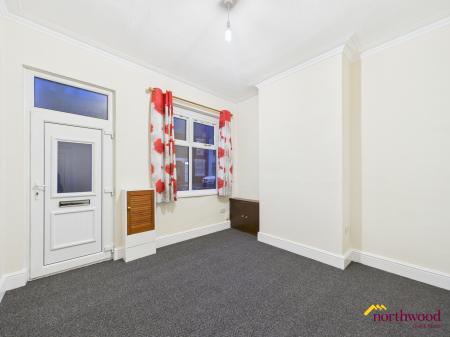 2 bedroom Terraced House to let in Corporation Street, Stoke, Stoke-on-Trent, ST4