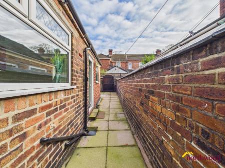 2 bedroom Terraced House for sale in Coronation Rd, Hartshill, ST4