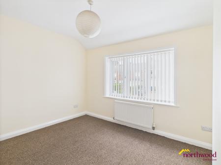 3 bedroom Town house to let in Wilson Street, Burslem, ST6