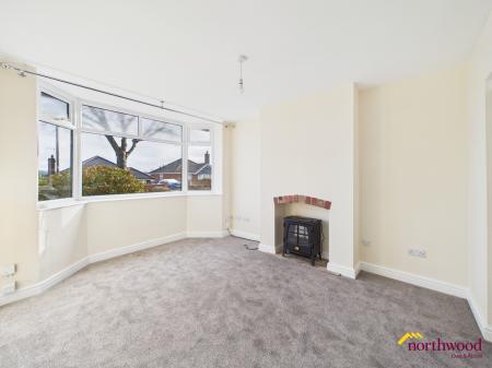 3 bedroom Semi-detached house to let in Courtway Drive, Sneyd Green, Stoke-on-Trent, ST1