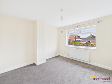 3 bedroom Semi-detached house to let in Courtway Drive, Sneyd Green, Stoke-on-Trent, ST1