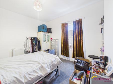 2 bedroom Terraced House for sale in Burnham St, Tunstall, ST4